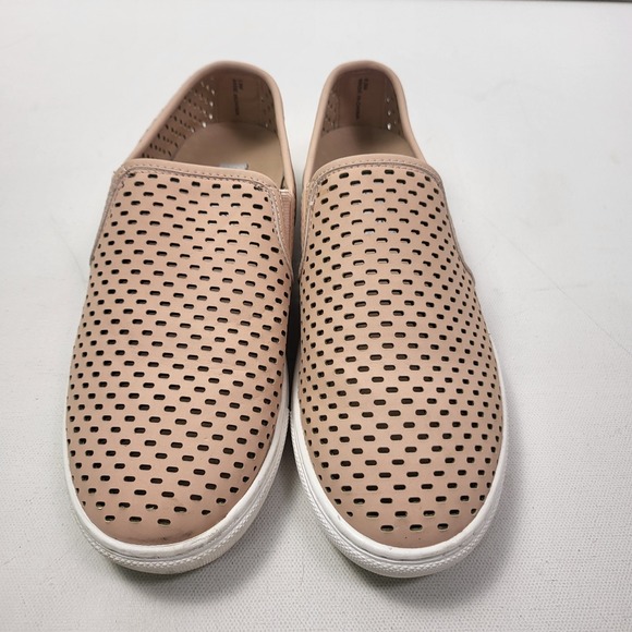 Steve Madden Shoes - Steve Madden Elenor Pink Sneakers Women's Size 8.5 Slip On Perforated Laser Cut